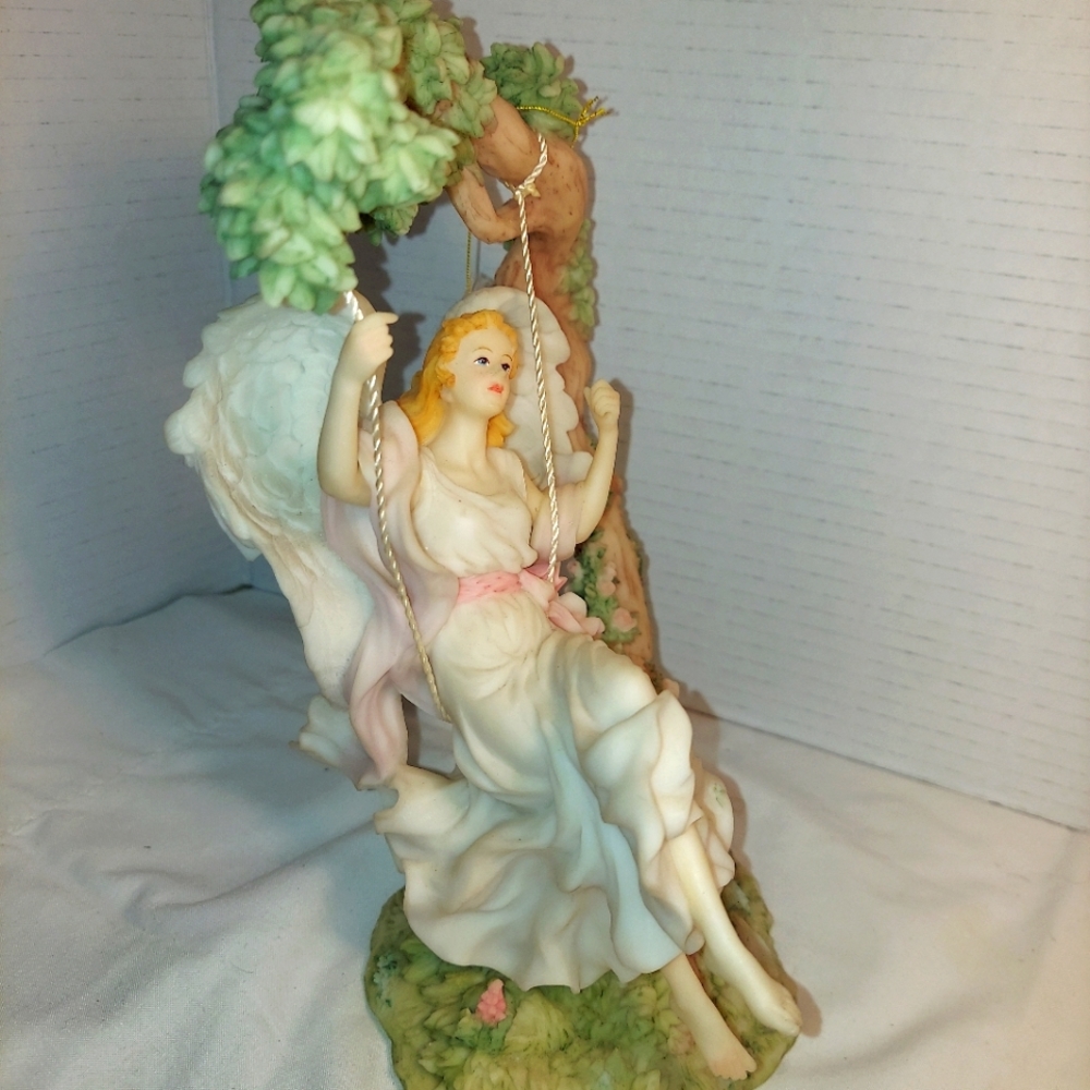 1999 Seraphim Classics Rebecca Beautiful Dreamer Limited Edition